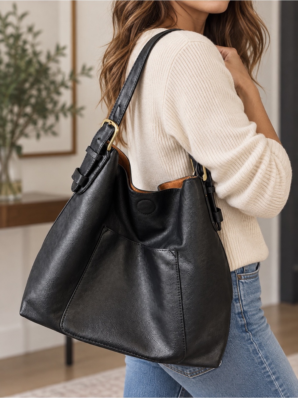 Vintage Black Leather Shoulder Hobo Bag - Stylish Everyday Carry- SO soft!